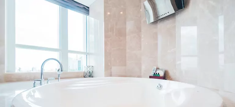 Bathroom Window Coverings in Melbourne, FL